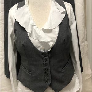 Chic 2pc Set Vest and Pant NY & Co